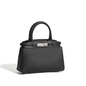 Borse di Design Personalizzate OEM/ODM di Alta Qualità, Borsa a Tracolla in Vera Pelle, Borse a Mano di Lusso per Donne, Vendita all'Ingrosso - Product Image 3