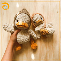 Vente en gros de poupées musulmanes au crochet faites à la main, poupées animales en tricot doux, jouets en peluche mignons pour bébés, cadeaux pour enfants, logo personnalisé, usine OEM