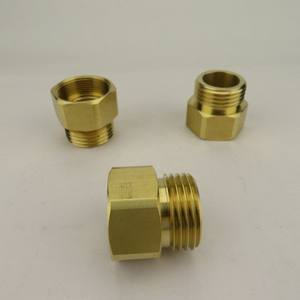 Adaptateur Bibcocks avec joints pour filetages fins de 1-1/16 pouce, environ 3,8 cm - Product Image 3