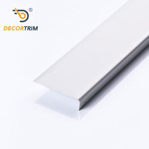 מגני פינות קיר מודרניים מאלומיניום של DECORTRIM, עמידים בפני פגיעות, עמידים במים וידידותיים לסביבה להגנה על קירות - Product Image 1
