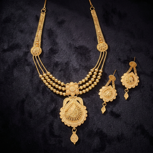 Venta al por mayor de collares cortos de oro de 14K 18K 24K, conjunto de joyería de moda chapado en oro de latón, conjunto de joyería de diseño tradicional - Product Image 1