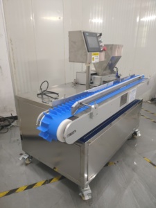 Máquina <span class=keywords><strong>de</strong></span> llenado <span class=keywords><strong>de</strong></span> crema <span class=keywords><strong>de</strong></span> pan máquina <span class=keywords><strong>de</strong></span> inyección <span class=keywords><strong>de</strong></span> croissant <span class=keywords><strong>de</strong></span> relleno <span class=keywords><strong>de</strong></span> rollo <span class=keywords><strong>de</strong></span> huevo máquina <span class=keywords><strong>de</strong></span> rollo <span class=keywords><strong>de</strong></span> huevo <span class=keywords><strong>de</strong></span> oblea <span class=keywords><strong>de</strong></span> llenado <span class=keywords><strong>de</strong></span> pan - Product Image 5