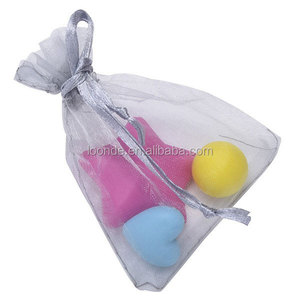 Petit sac cadeau en organza argenté bon marché avec cordon de serrage - Product Image 2