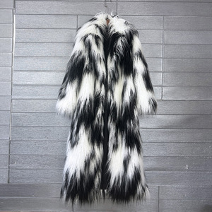 <span class=keywords><strong>Manteau</strong></span> polaire à fourrure colorée en jacquard de laine de <span class=keywords><strong>mouton</strong></span> <span class=keywords><strong>imitation</strong></span> plage pour <span class=keywords><strong>femme</strong></span>, <span class=keywords><strong>imitation</strong></span> fourrure, style étendu, col de costume, pour l'hiver - Product Image 6