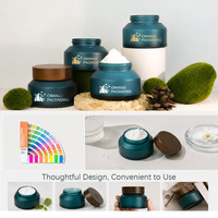 Tarro de vidrio esmerilado verde oscuro de base pesada con tapa de madera, tarro engrosado para el cuidado de la piel, para mascarillas faciales, cremas para ojos y ungüentos.