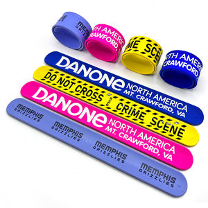 יצרן הדפסה מותאם אישית הדפסה <span class=keywords><strong>slap</strong></span> גלישת clap wristband לסביבה-ידידותי רפלקטיבי רפלקטיבי רפליטים צמיד pvc - Product Image 2