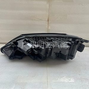 JOESHIER Vente en gros d'éclairages automobiles, phares, feux de jour (DRL) pour modèle de voiture BYD Yuan UP, phare avant OE SC3E-4121010 SC3E-4121020 - Product Image 6