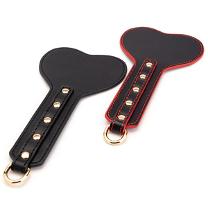 Venta al por mayor juguetes para adultos BDSM juguete sexual Pu cuero mano Pat SM sexo coqueteo azotes paleta en forma de corazón para mujeres juguetes sexuales para parejas - Product Image 1