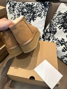 Nouvelles chaussures d'hiver 2026 à plateforme en caoutchouc, chaudes et confortables, en fourrure de mouton, style décontracté classique pour femme, idéales pour l'extérieur en automne et en hiver. - Product Image 4