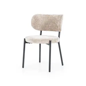2024 Luxury Modern Nordic White Boucle Fabric Black Metal Leg Dinning Table Cafe Lamb Wool Esszimmerstuhl Dining Room Chair