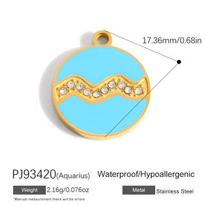 F049 Venta al por mayor de dijes de acero inoxidable chapados en oro de 18 quilates con diseño de gota de aceite y 12 signos del zodíaco para joyería y bikini - Product Image 2