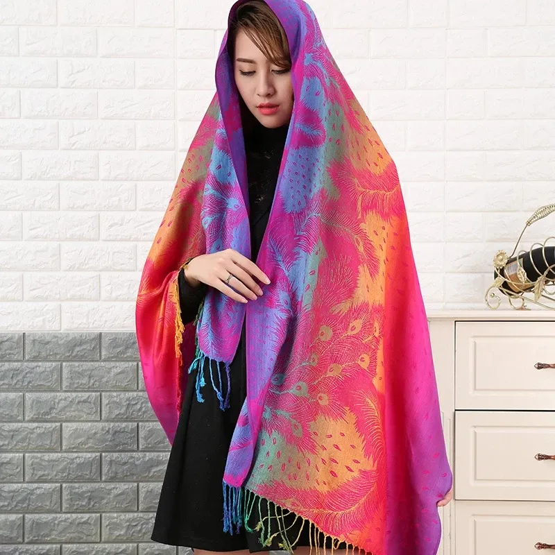8230182 Elegant Colorful Paisley Soft Pashmina Scarf Gradient Printed Cotton Tassel Turkish Scarf For Lady
