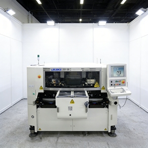 เครื่องผลิตแผงโซลาร์เซลล์แบบอัตโนมัติด้วย FX-1R JUK-I SMT ความแม่นยำสูง - Product Image 1