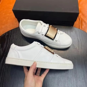 Zapatillas casuales de lujo para hombre, estilo clásico de diseñador, zapatillas deportivas para mujer con placa metálica, estilo casual para caminar - Product Image 3