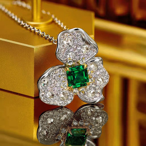 Collana con Ciondolo a Forma di Fiore di Camelia per Donne, Gioiello Elegante in Stile Vintage alla Moda - Product Image 6