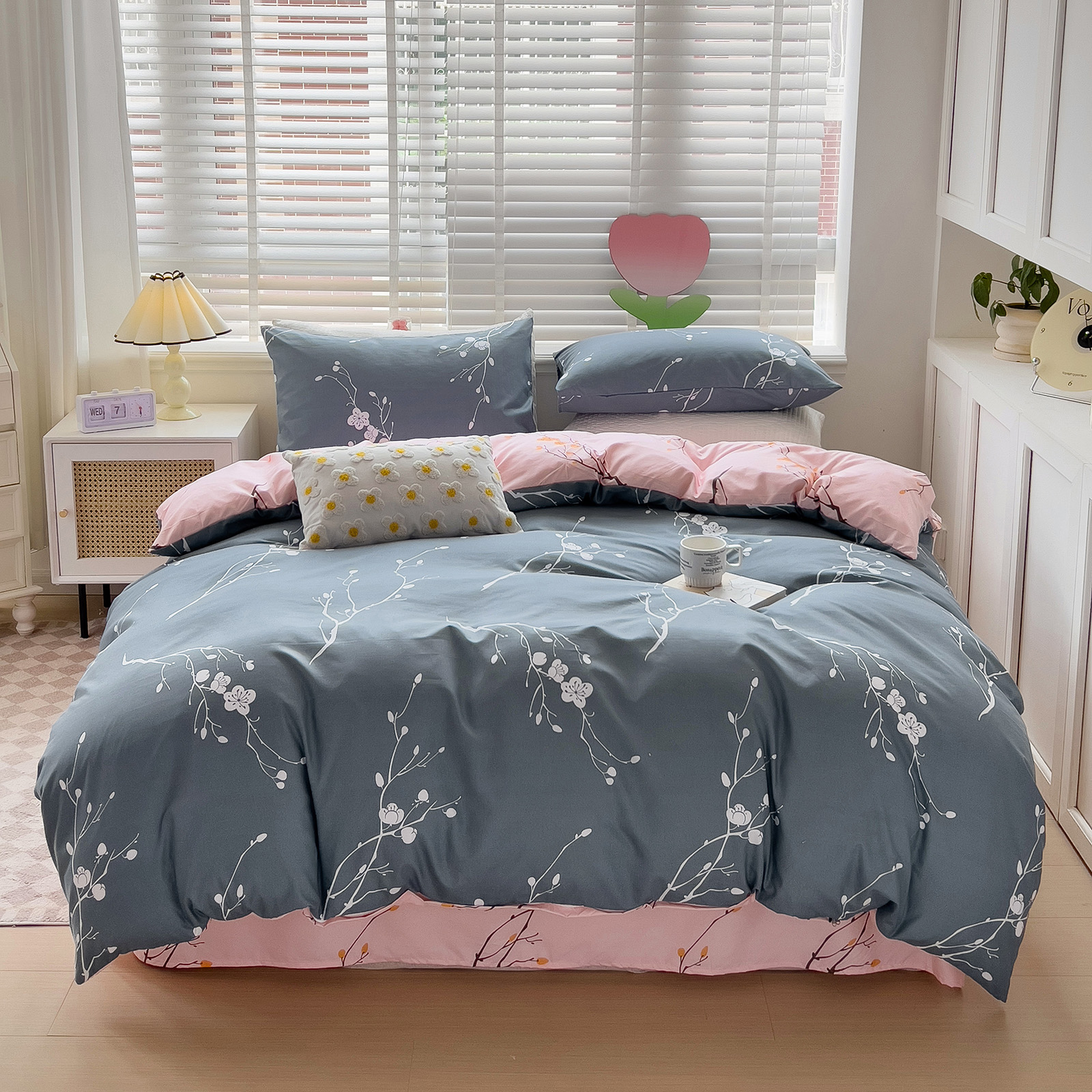 Petit floral gris
