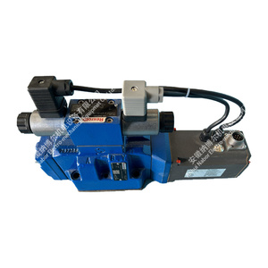 R900704916 4WRKE16E200L-3X/6EG24ETK31/A1D3M DIRECCIONAL PROPORCIONAL - Product Image 2