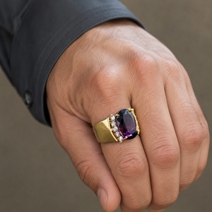 Anello con Gemma Viola per Donne, Elegante Gioiello da Dito per Business e Moda - Product Image 2