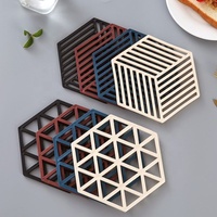 Tapis isolant simple pour cuisine, résistant à la chaleur, ajouré, anti-brûlure, dessous de plat pour table à manger, dessous de théière domestique, dessous de verre rayé