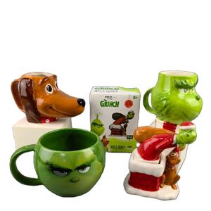 Commercio all'ingrosso personalizzato fatto a mano Anime 3d cartoni animati tazze <span class=keywords><strong>da</strong></span> caffè OEM 3D scolpito tazza <span class=keywords><strong>da</strong></span> caffè in ceramica <span class=keywords><strong>Grinch</strong></span> Mug - Product Image 1