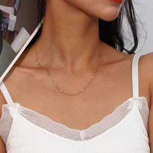 قلادة عنق حريمي على شكل قلب مطلية بالذهب عيار 18 قيراطًا رخيصة الثمن تُباع بالجملة من Dingran - Product Image 2