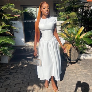 Vestido de Verano 2025 Nuevo Estilo Europeo Americano para Mujer, Tejido Liso, Corte A, Espalda Cruzada, Cuello Redondo, Cintura Imperio - Product Image 5