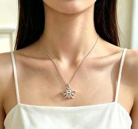 Collier abeille hypoallergénique en acier inoxydable plaqué or 18 carats, motif abeille découpé, bijou délicat pour femme, idéal au quotidien