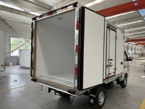 Caisse de camion frigorifique Thermo King pour le transport de <span class=keywords><strong>viande</strong></span>, de fruits, d'eau, panneau sandwich isolé, caisse de camion frigorifique - Product Image 5