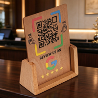 Support d'affichage en bois personnalisé en gros avec code QR pour restaurants, salons, comptoirs de vente au détail, respectueux de l'environnement