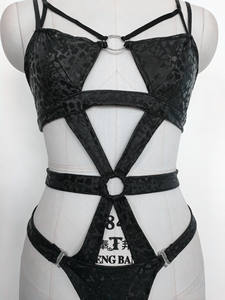 Nouvelle lingerie <span class=keywords><strong>sexy</strong></span> pour femmes dominatrices, lingerie gothique érotique en dentelle noire à trois points, une pièce, ajourée, pour femmes matures - Product Image 3