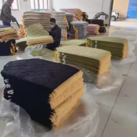 Tapis de prière musulman en gros |   Tapis de prière islamique gaufré directement de l'usine, couverture de culte au design islamique, personnalisable/OEM