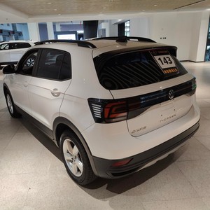 Venta Caliente <span class=keywords><strong>T</strong></span>-<span class=keywords><strong>Cross</strong></span> Volkswagen 2023 Edición Renovada 1.5L Fashion Edition Autos SUV Usados Transmisión Automática de 6 Velocidades Autos de <span class=keywords><strong>Segunda</strong></span> <span class=keywords><strong>Mano</strong></span> Vehículos en Venta - Product Image 3