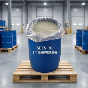 Liquide laurique détersif de <span class=keywords><strong>sulfate</strong></span> d'éther de sodium de Texapon SLES 70 pour la fabrication de savon Matières premières détersives CAS 68585 - Product Image 1