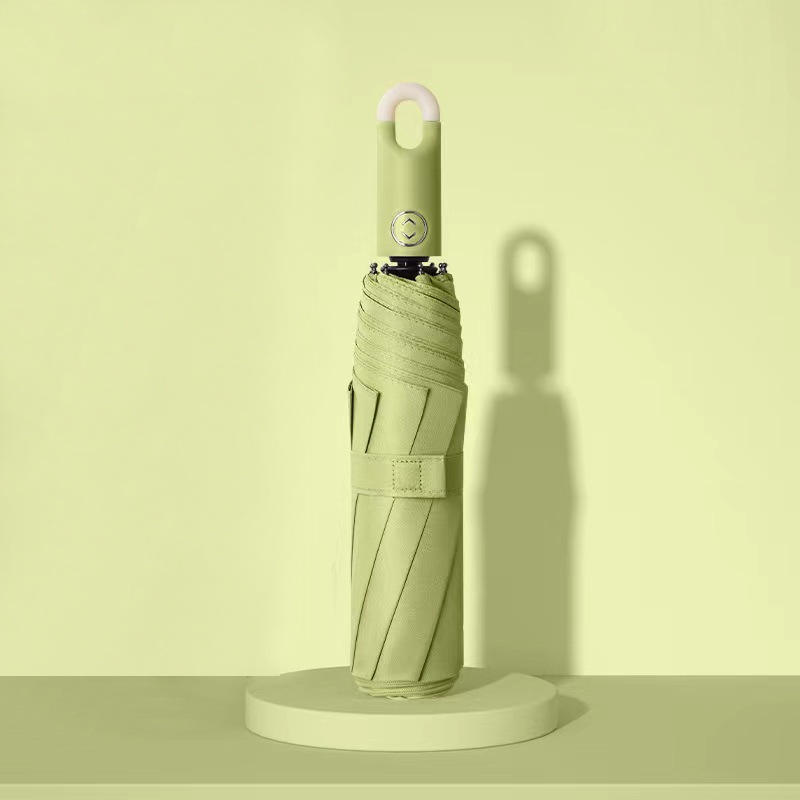 สีฟ้าอมเขียว