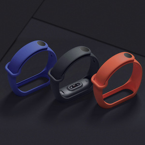 Correa de silicona para <span class=keywords><strong>reloj</strong></span> Xiaomi <span class=keywords><strong>Mi</strong></span> <span class=keywords><strong>Band</strong></span> <span class=keywords><strong>4</strong></span>, repuesto para <span class=keywords><strong>pulsera</strong></span> deportiva <span class=keywords><strong>Mi</strong></span> <span class=keywords><strong>Band</strong></span> <span class=keywords><strong>4</strong></span>, 3/<span class=keywords><strong>4</strong></span> - Product Image 5
