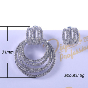 Orecchini a Cerchio Stratificati per Donne, Orecchini Moderni Rotondi, Gioielli di Moda per Uso Quotidiano e Feste - Product Image 4