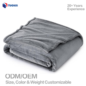 China Factory Supply Large Scale Wholesale ODM Cozy Solid Grey Microfiber Lightweight <strong>Knitted</strong> Fleece Blanket on Bed and <strong>Throw</strong> - Product Image 1