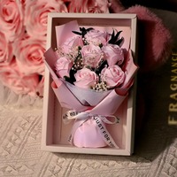 Mini bouquet de saison des diplômes, arrangement de fleurs en savon rose bleu glacé en 7 pièces, fleurs séchées ciel étoilé, cadeau