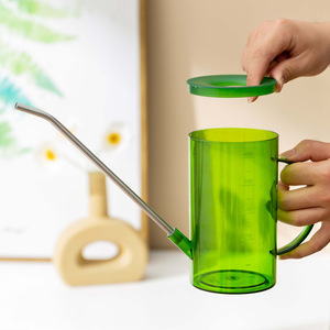 Arrosoir à long bec en plastique transparent pour plantes de jardinage intérieur et extérieur, utilisation sur balcon et cour - Product Image 1