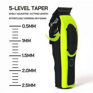 Le <span class=keywords><strong>coiffeur</strong></span> professionnel à moteur sans balais sans fil à grande vitesse utilise une tondeuse à cheveux électrique avec une base - Product Image 4
