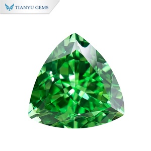 Tianyu gemas laboratorio <span class=keywords><strong>zafiro</strong></span> Trillón corte <span class=keywords><strong>verde</strong></span> amarillo azul púrpura color al por mayor y tamaño personalizado - Product Image 1