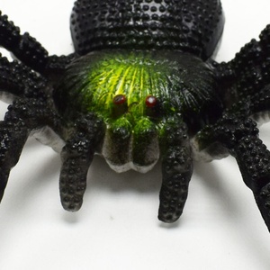 Grande araignée réaliste en TPR de 15 cm, jouet de simulation effrayant, idéal pour les farces et les blagues d'Halloween, modèle animal amusant, accessoire de fête d'Halloween - Product Image 2