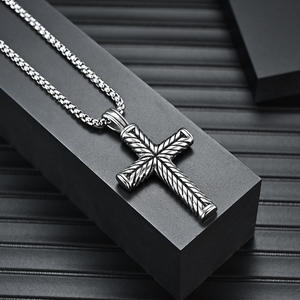 Nouveaux hommes en acier inoxydable coulée croix titane pendentif Style Punk <span class=keywords><strong>Rock</strong></span> hommes exportation Source - Product Image 1