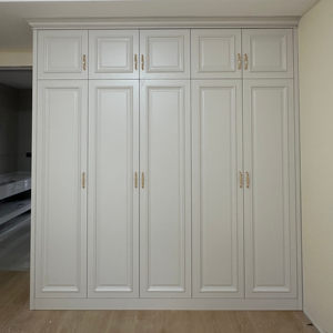 L'usine prend en charge les armoires de chambre ouvertes en bois blanc américain de luxe personnalisées <span class=keywords><strong>avec</strong></span> des tiroirs et des armoires de rangement - Product Image 1