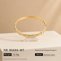 Bracciali in Acciaio Inossidabile Dorato per Donne, 2 Stili Impermeabili con Zirconi Multicolore, Regalo per Lei, Resistenti all'Ossidazione