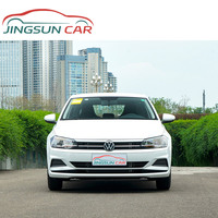 Auto Polo a Precio Económico y con Buena Acogida, Hatchback de 5 Puertas y 5 Asientos, Coche Pequeño a Gasolina con Volante a la Izquierda