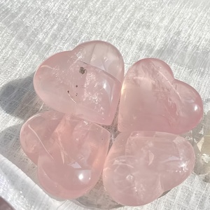 หินโรสควอตซ์ขัดเงาธรรมชาติรูปหัวใจ สำหรับขายส่ง เหมาะสำหรับเป็นของขวัญ - Product Image 5
