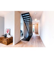 Escalier moderne en marbre et métal, marches industrielles en bois massif, en acier, préplumées, avec LED intelligente, marche européenne et américaine