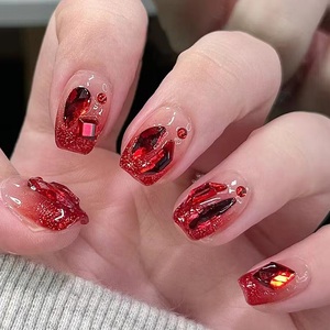 OEM Kit de nail art rouge dégradé 3D de haute qualité, nouvelle arrivée, design carré, en acrylique fait main, avec strass à presser pour les doigts - Product Image 3