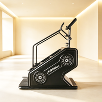 Escalador de Escaleras Metálico Comercial con Función Automática, Accionamiento Eléctrico, Sensor Infrarrojo, Control de Ventilador y Pasamanos, Certificado CE, Directo de Fábrica, para Gimnasios